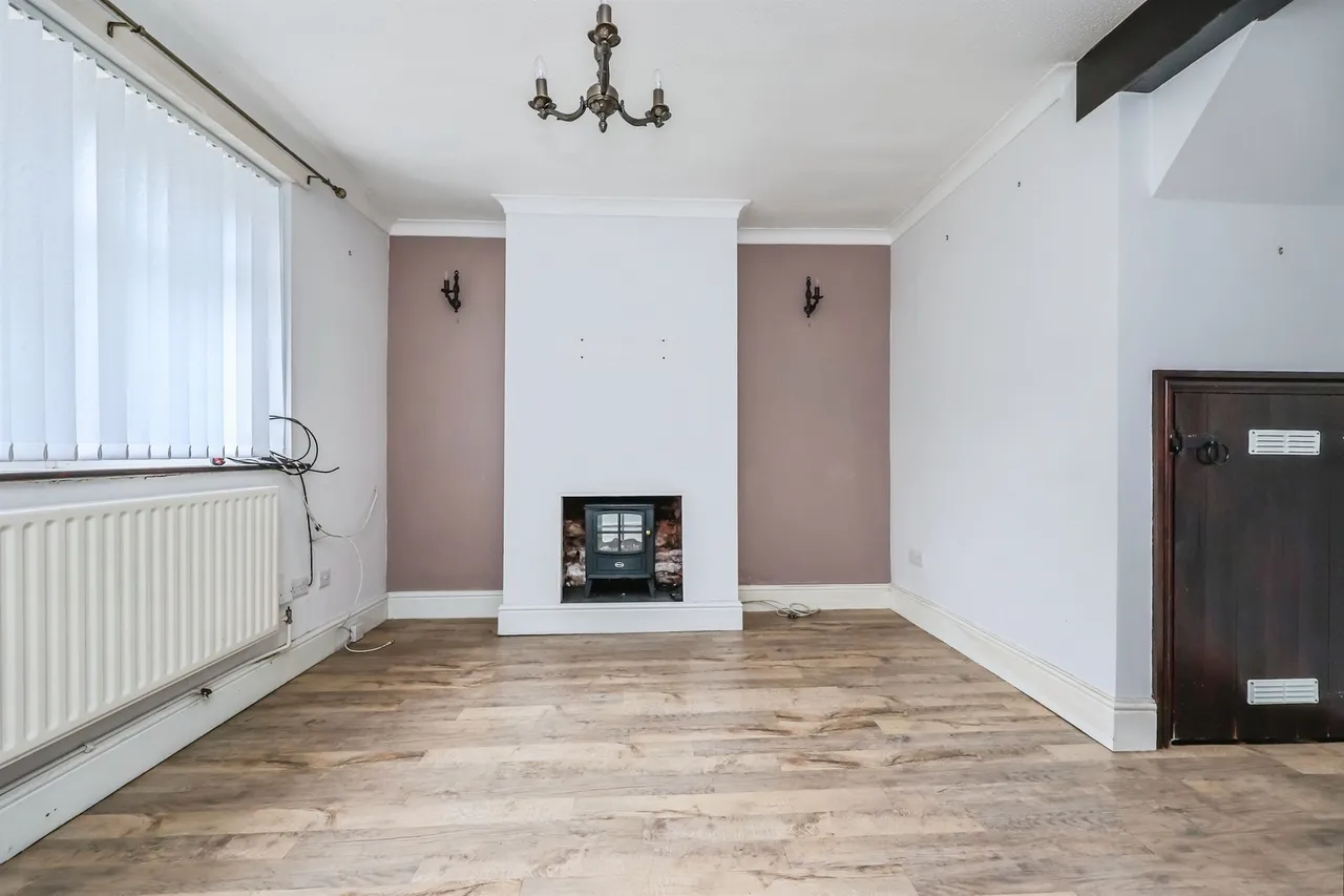 Mansfield Road, Underwood, NG16, photo 6