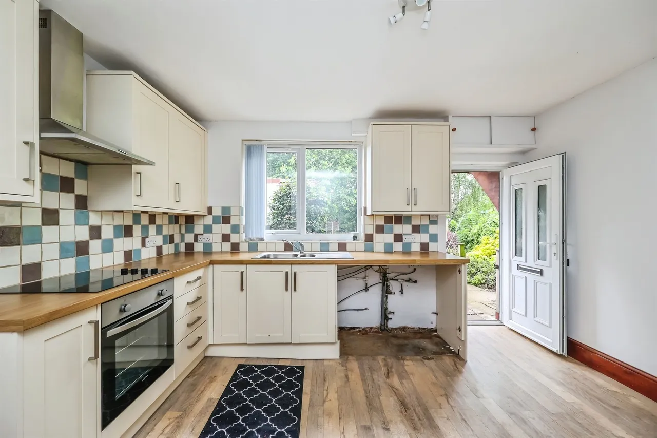 Mansfield Road, Underwood, NG16, photo 3