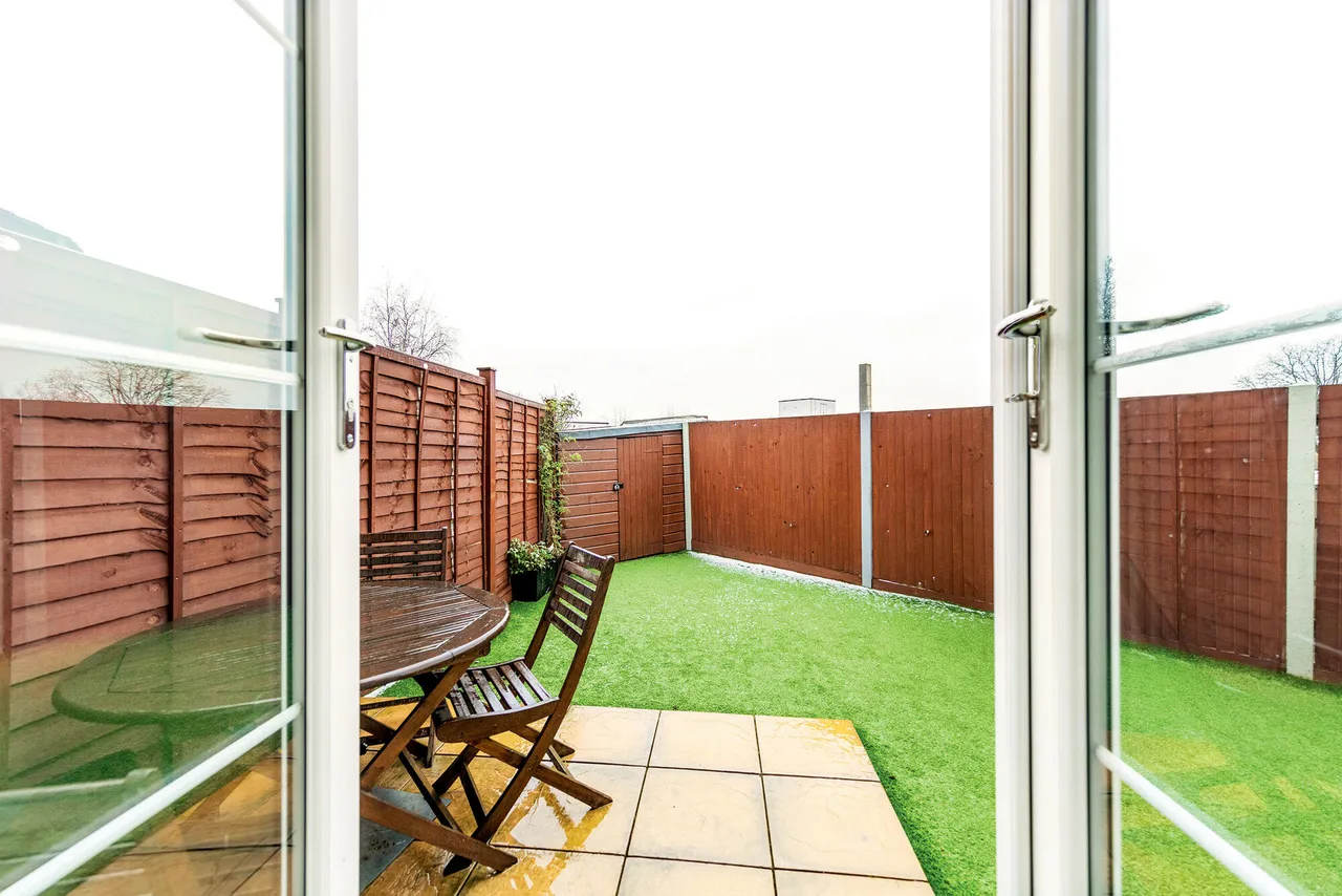22 Linnet Mews, London, photo 6