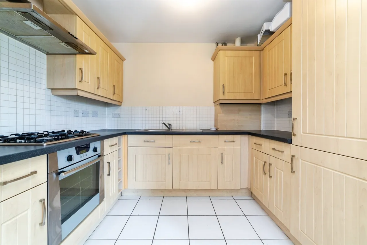 Eddington Crescent, Welwyn Garden City, photo 3