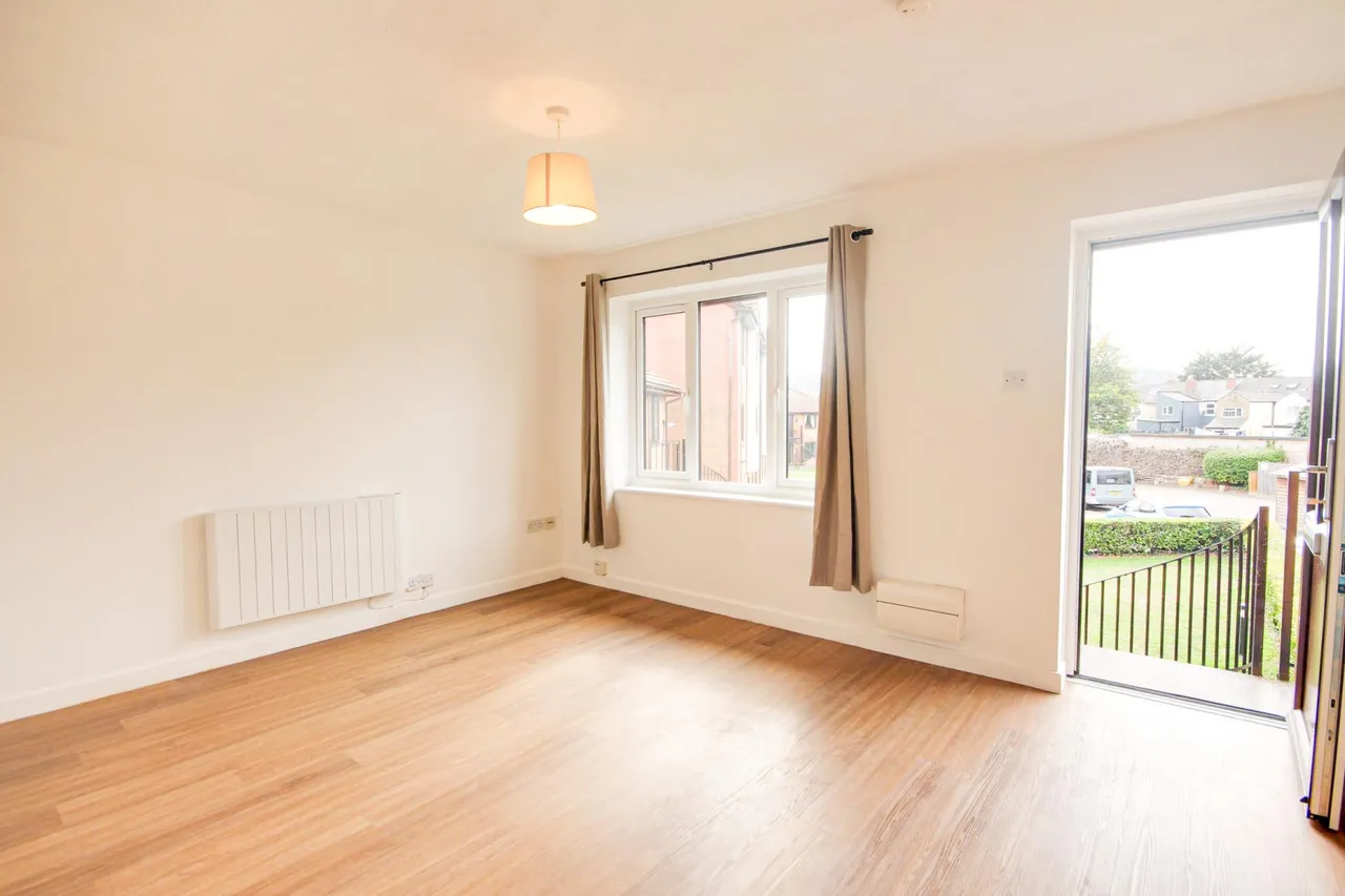 Chequers Road, Barton, Gloucester, GL4, photo 2