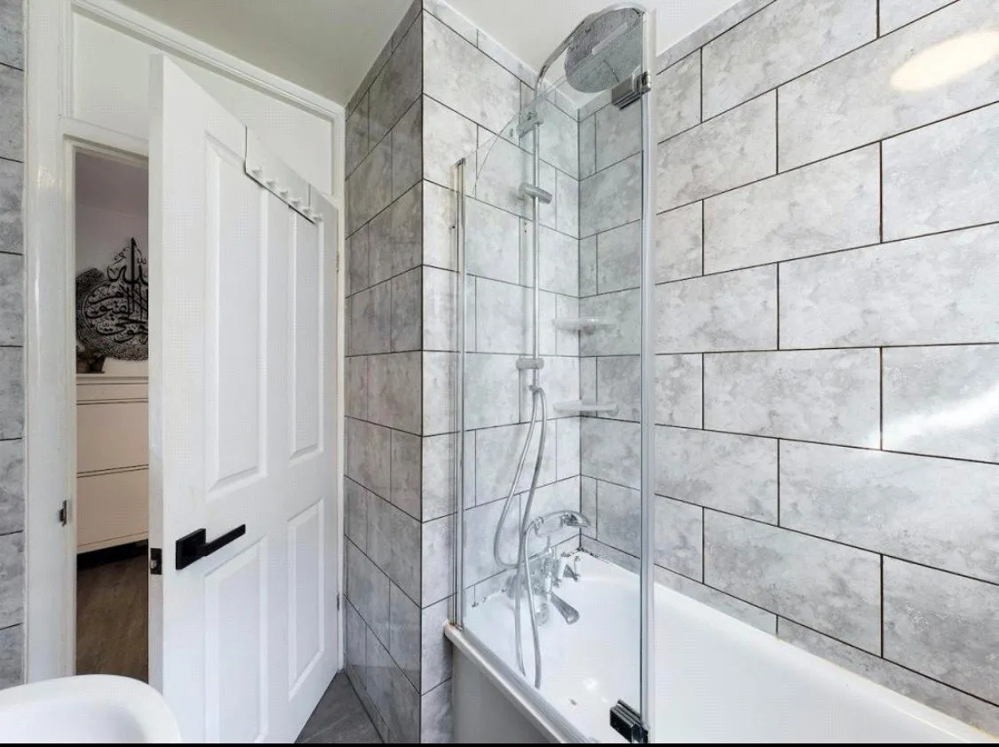 Amblecote Road, London, SE12, photo 6