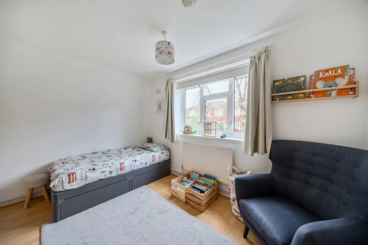 St. Mary's Road, SE15, photo 10