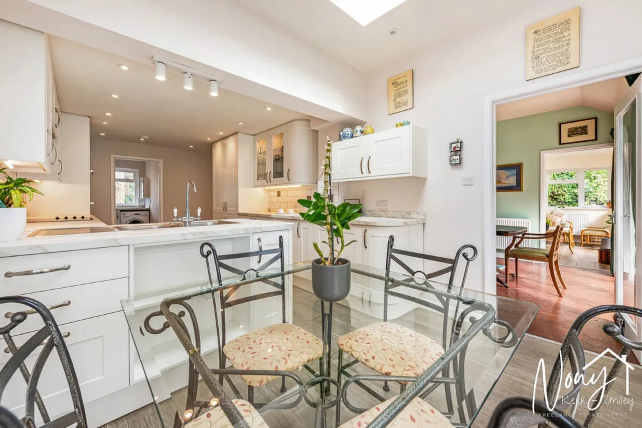 Ruffield Close, Winchester, photo 5