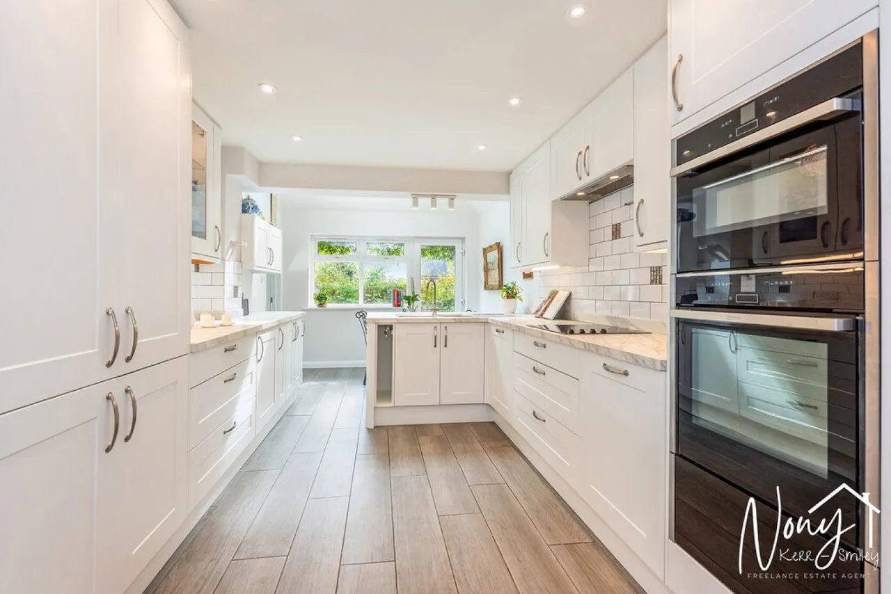 Ruffield Close, Winchester, photo 6