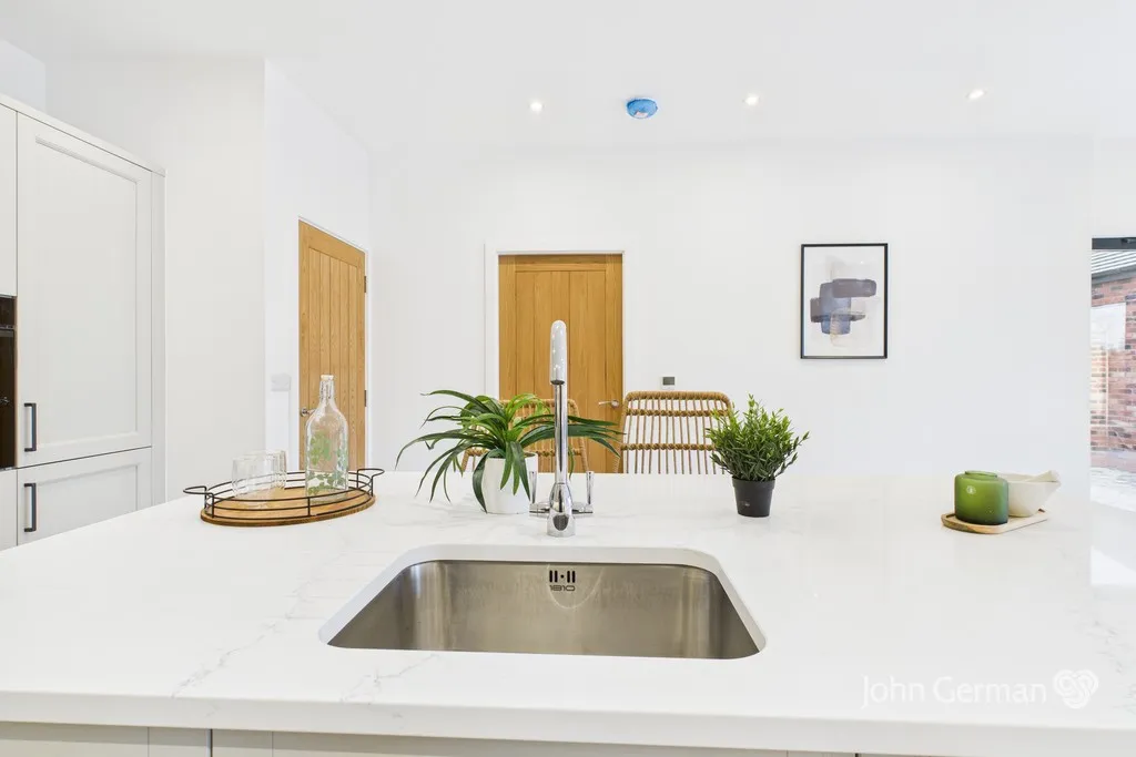 Holly Road, Uttoxeter, photo 6