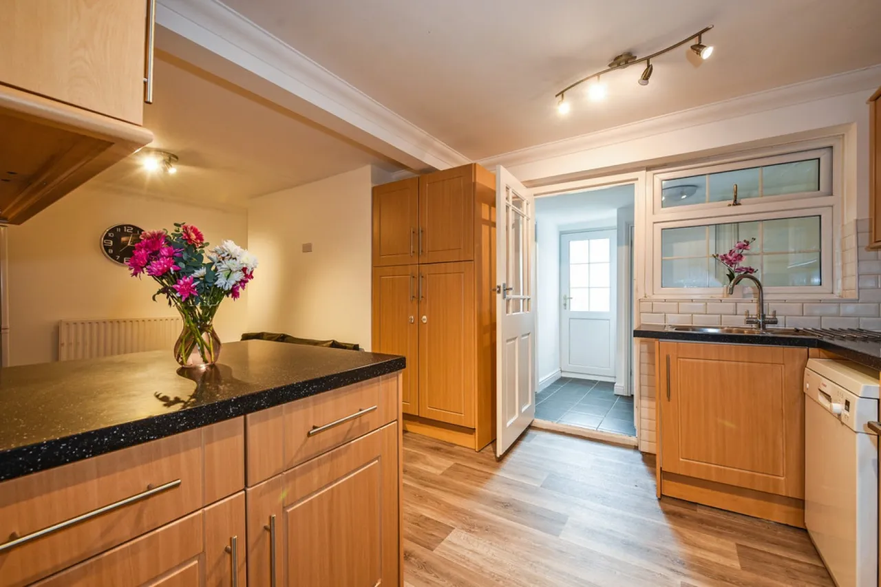 Shepherds Road, Winchester, photo 5