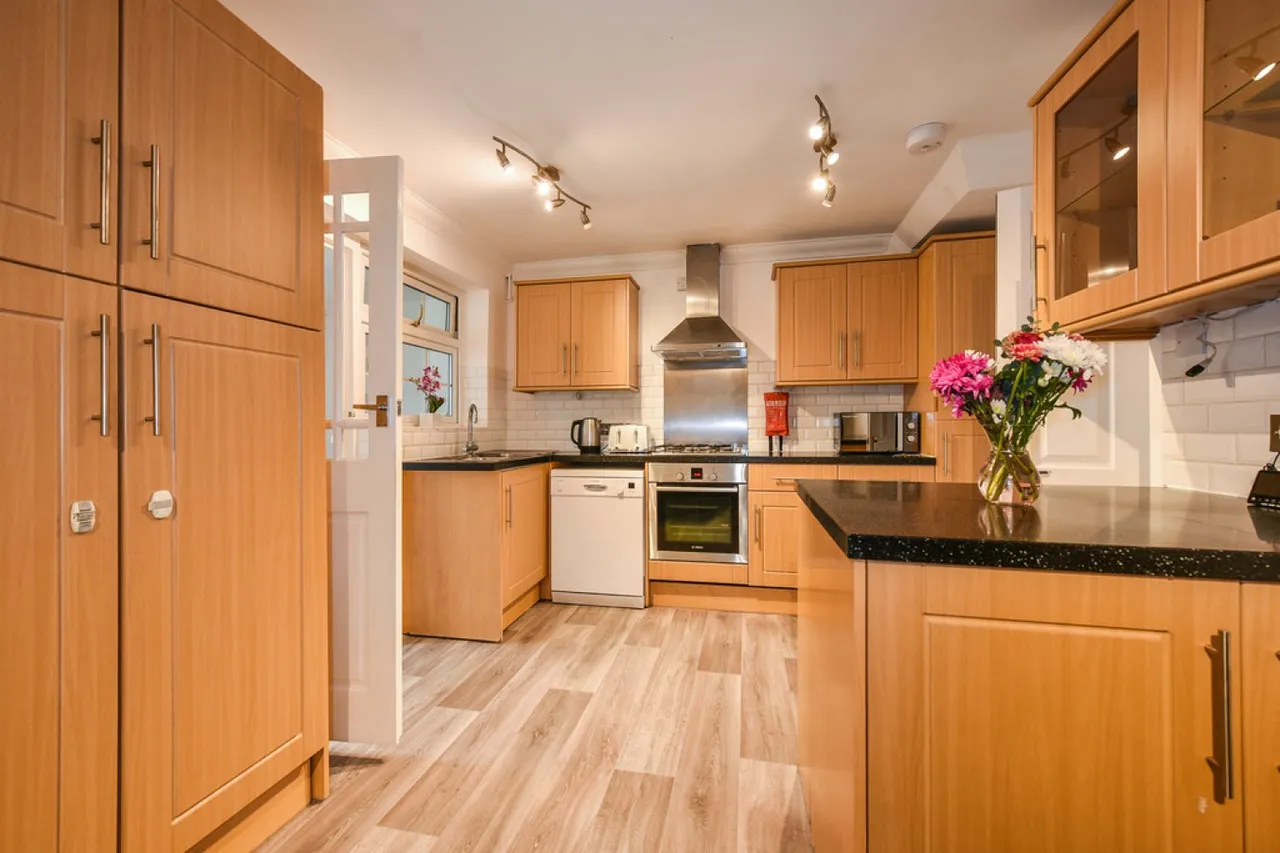 Shepherds Road, Winchester, photo 7
