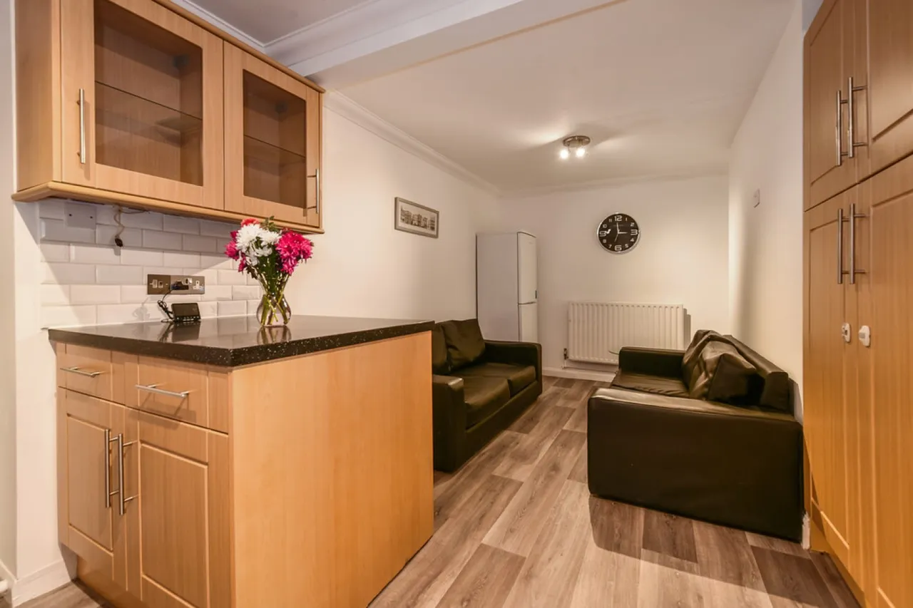 Shepherds Road, Winchester, photo 8