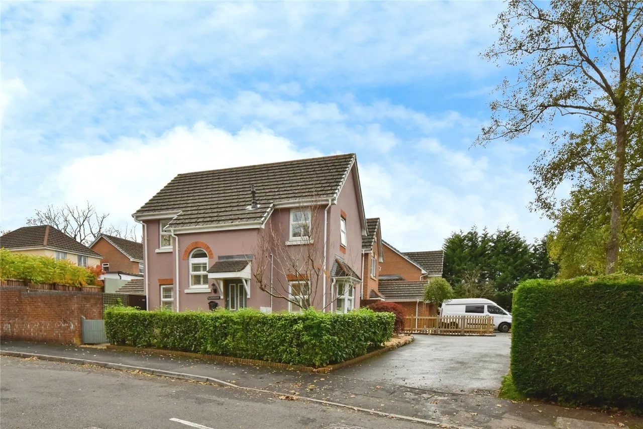 3 bed house for sale, Parc Nant Y Felin, Ammanford, SA18