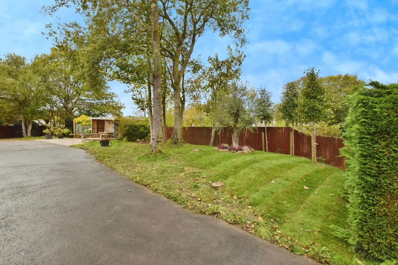 Parc Nant Y Felin, Ammanford, SA18, photo 7