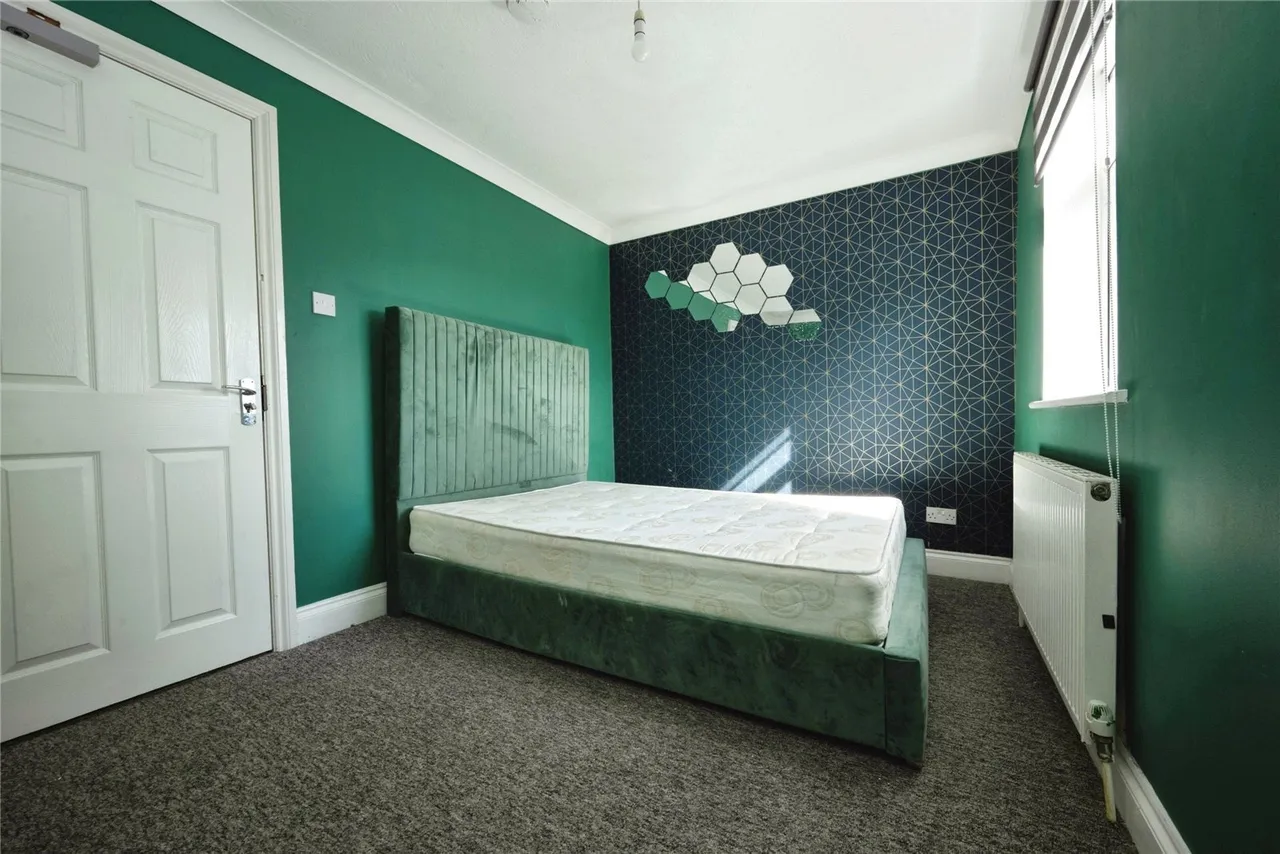 Winsdon Road, Luton, Bedfordshire, LU1, photo 12