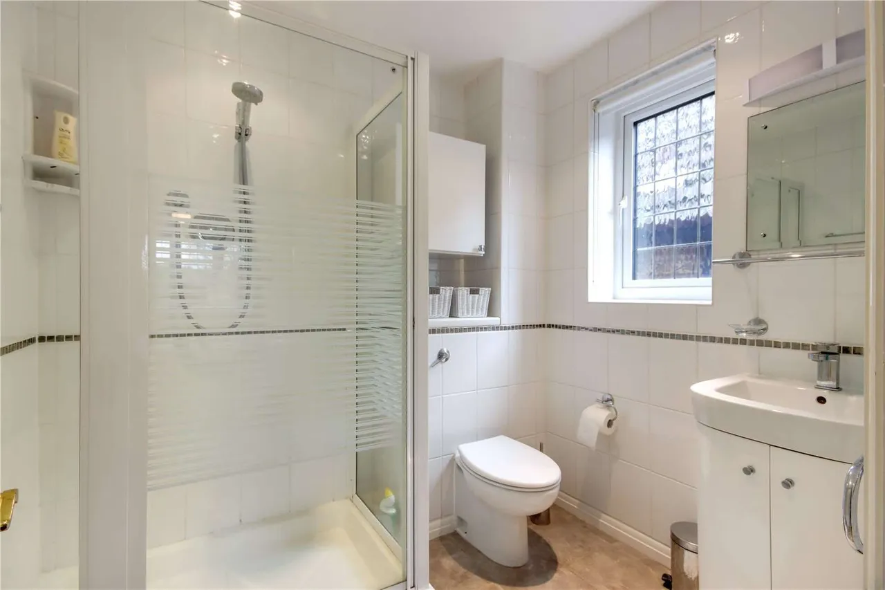 Cypress Grove, Tunbridge Wells, Kent, TN2 5JR, photo 11