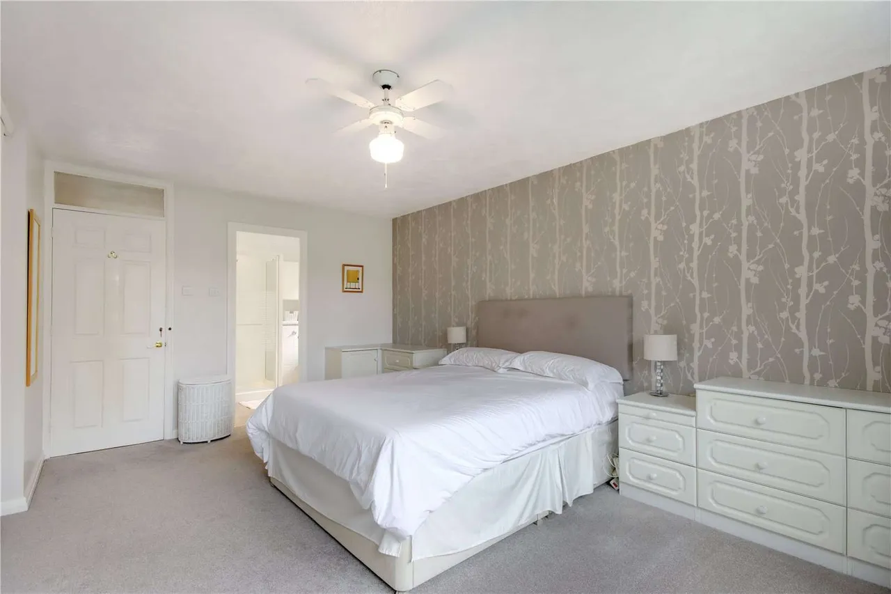 Cypress Grove, Tunbridge Wells, Kent, TN2 5JR, photo 10