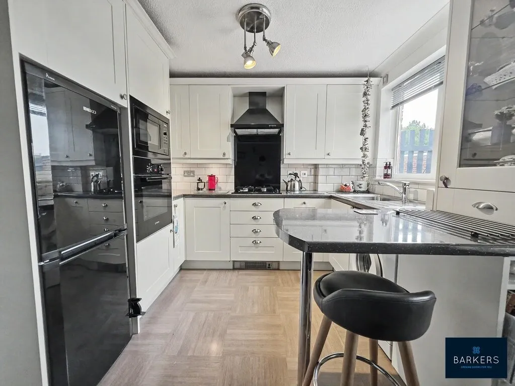 Oakway, Birkenshaw, BD11, photo 3