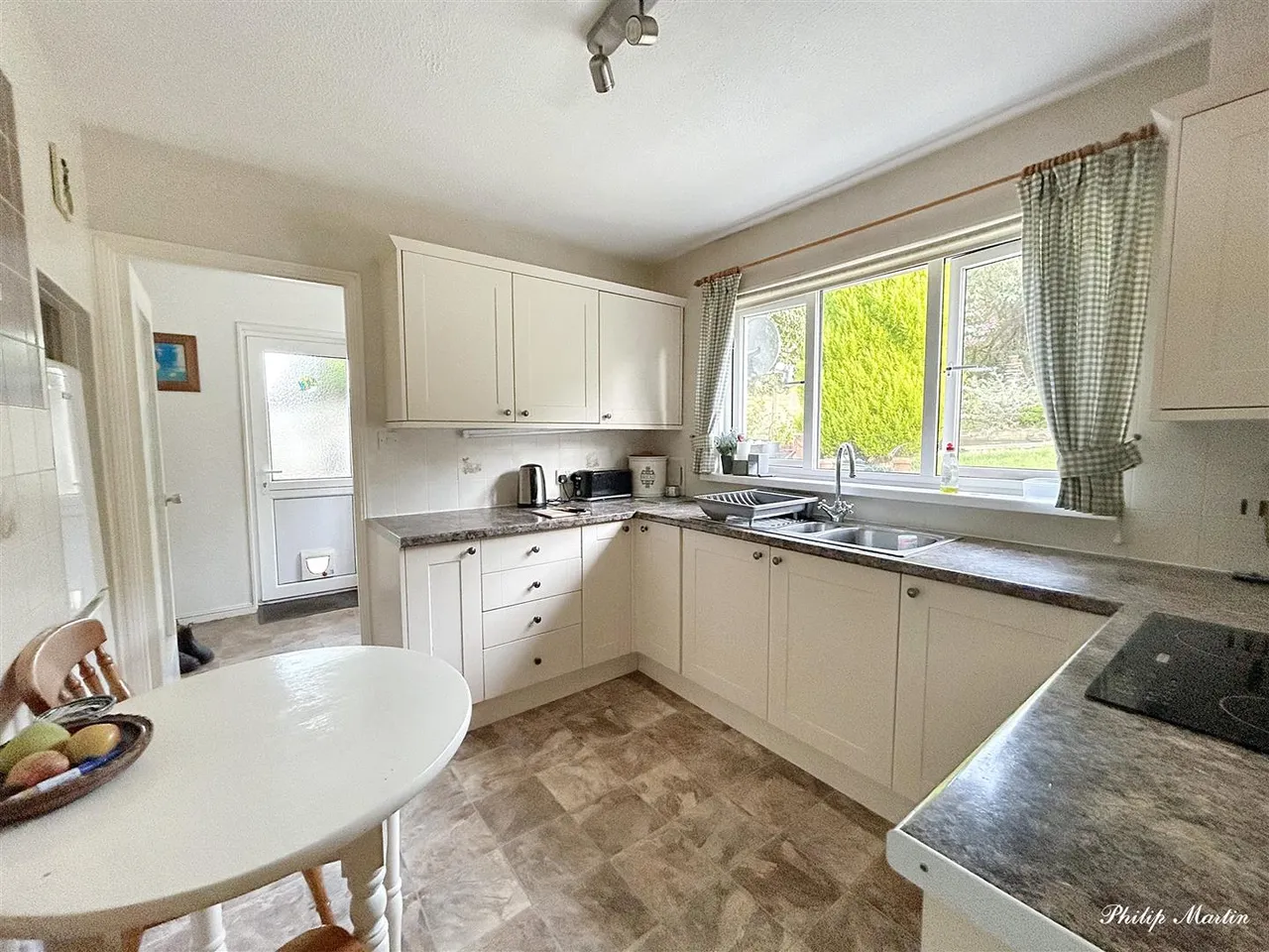 Elerkey Close, Veryan, photo 7