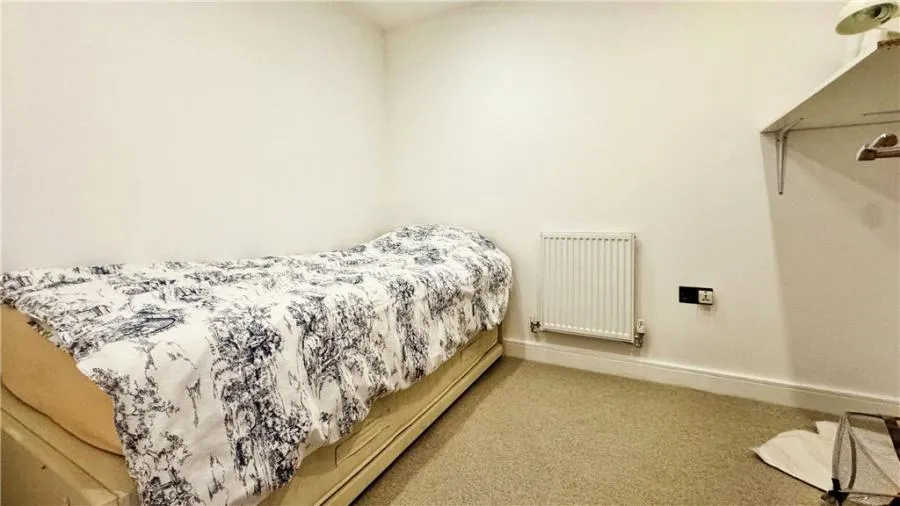 Fairfield Road, Yiewsley, UB7, photo 5