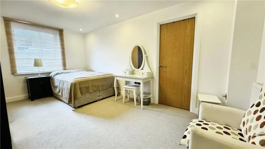 Fairfield Road, Yiewsley, UB7, photo 4