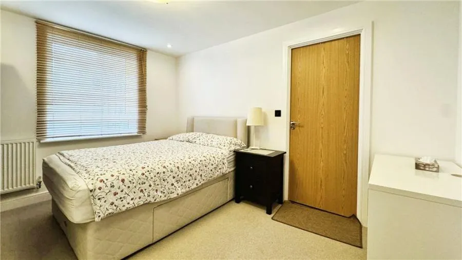 Fairfield Road, Yiewsley, UB7, photo 9