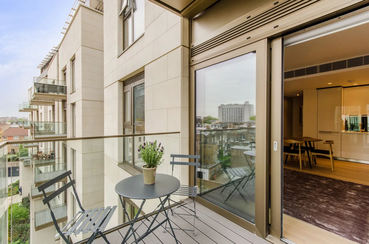 Flat 4.02, 5 Columbia Gardens, London, photo 6