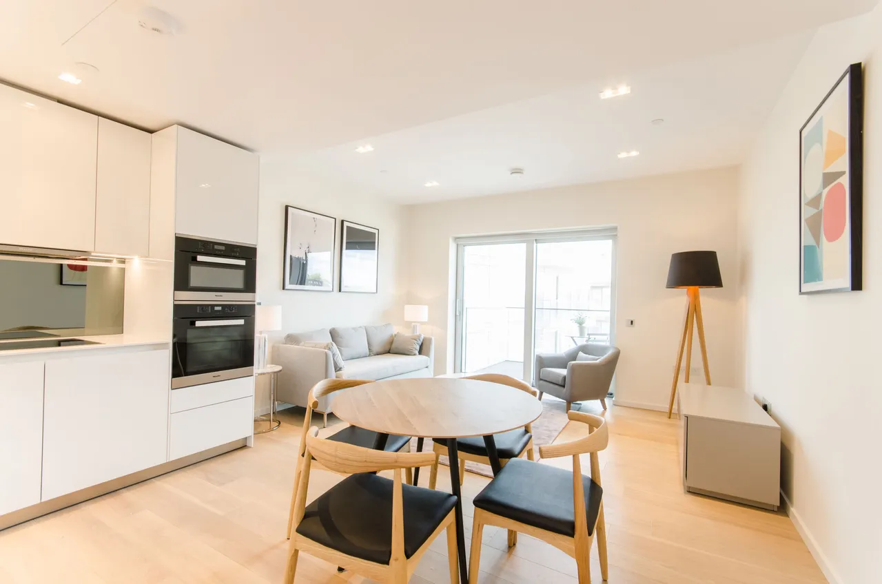 Flat 4.02, 5 Columbia Gardens, London, photo 9
