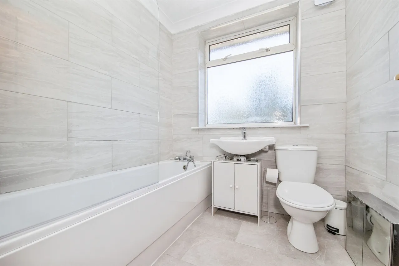 Heath Lane, IPSWICH, photo 9