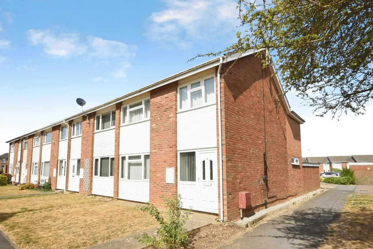 Strutt Close, Hatfield Peverel, Chelmsford, Essex, CM3, photo 2
