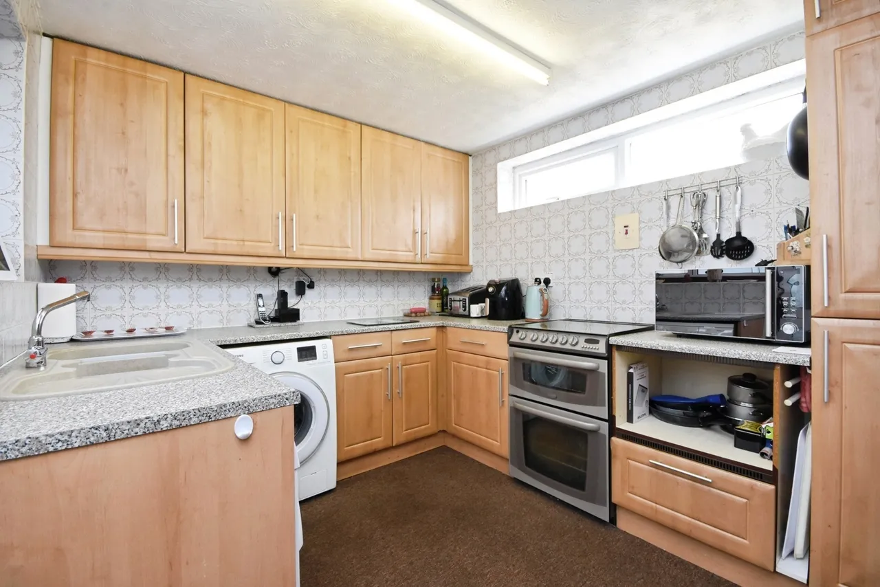 Strutt Close, Hatfield Peverel, Chelmsford, Essex, CM3, photo 8