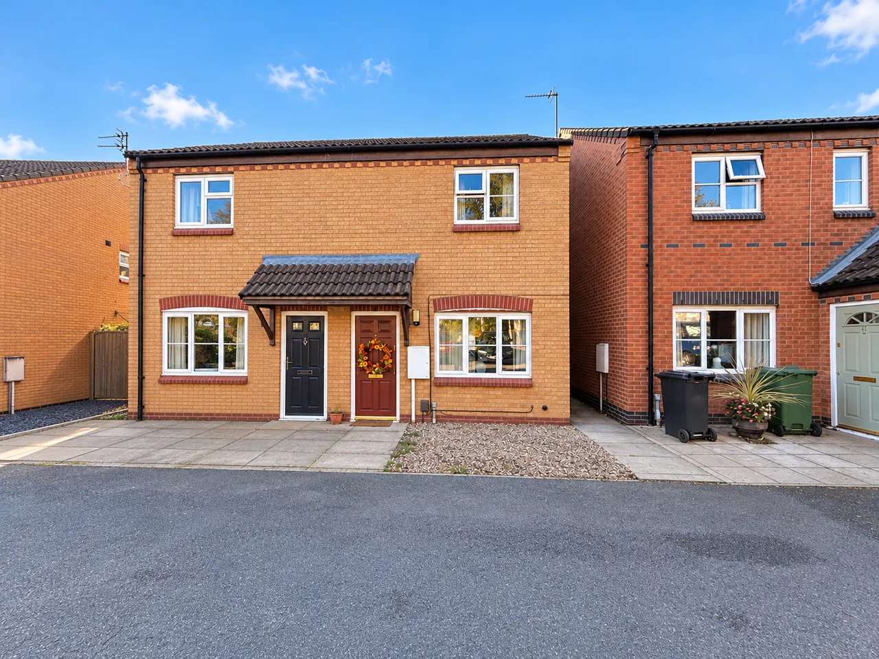 2 bed house for sale, Harley Close, Shepshed, LE12