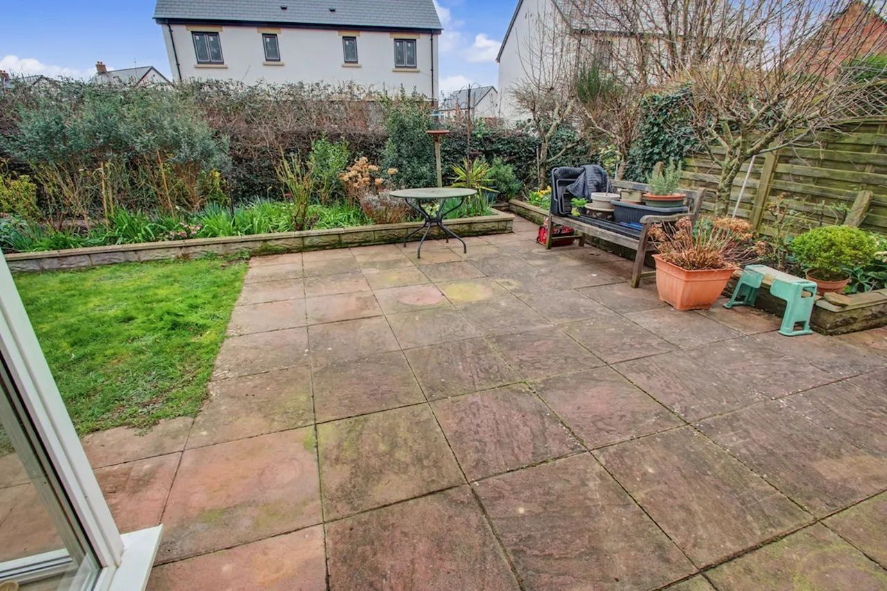 Fayre Oaks, Usk, NP15, photo 15