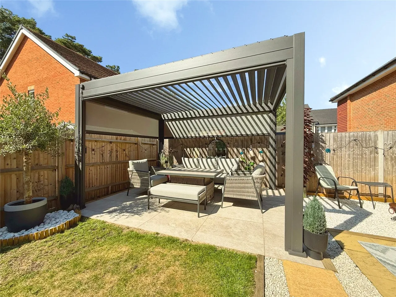Hurst Avenue, Blackwater, GU17, photo 12