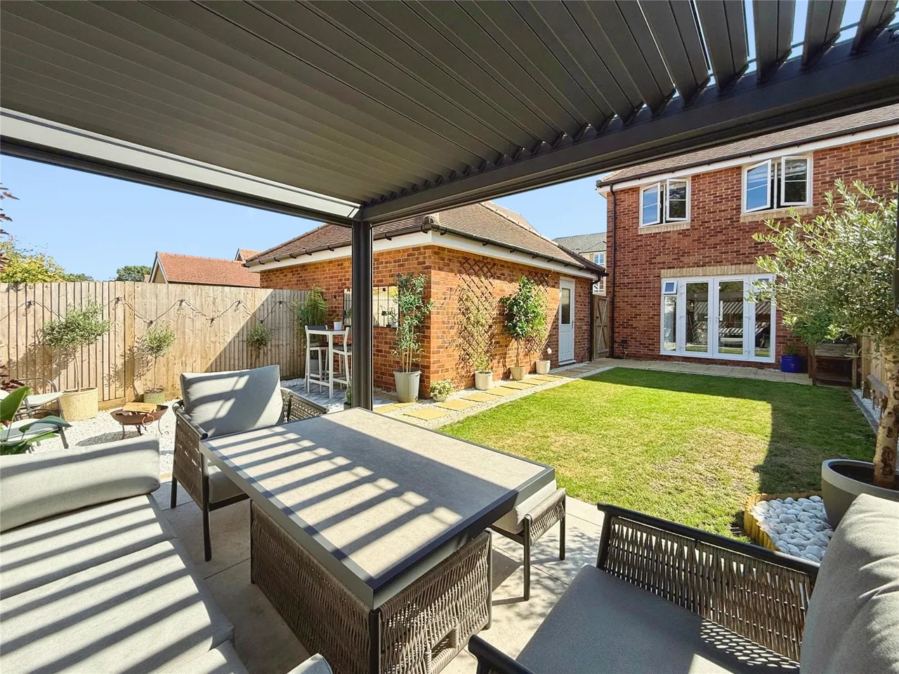 Hurst Avenue, Blackwater, GU17, photo 8