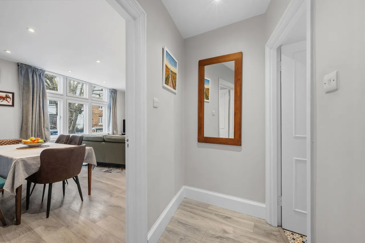 Brighton Road, Surbiton, KT6, photo 11