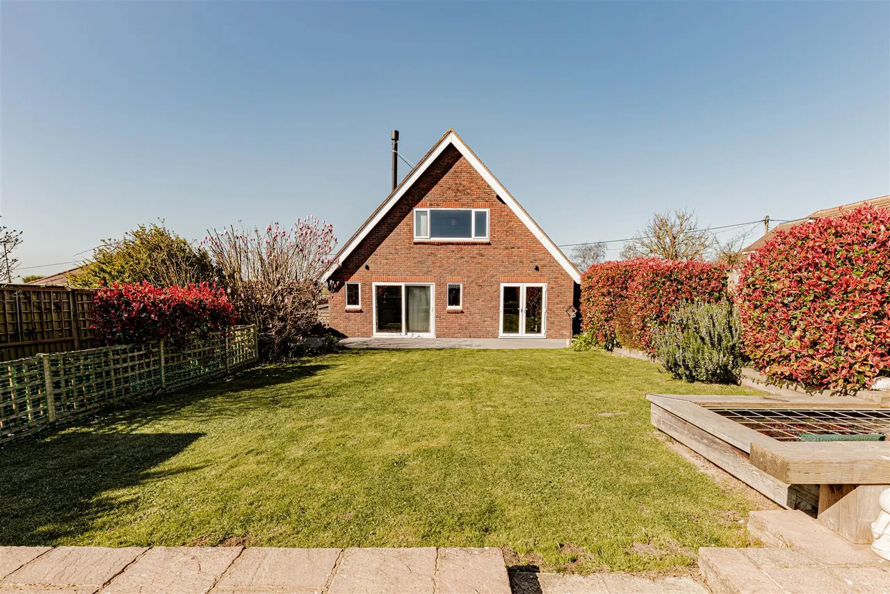 Sea View Road, Cliffsend, Ramsgate, Kent, CT12 5EH, photo 14