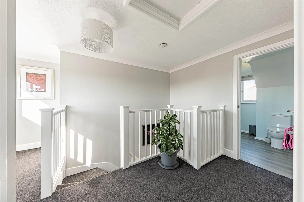 Sea View Road, Cliffsend, Ramsgate, Kent, CT12 5EH, photo 22