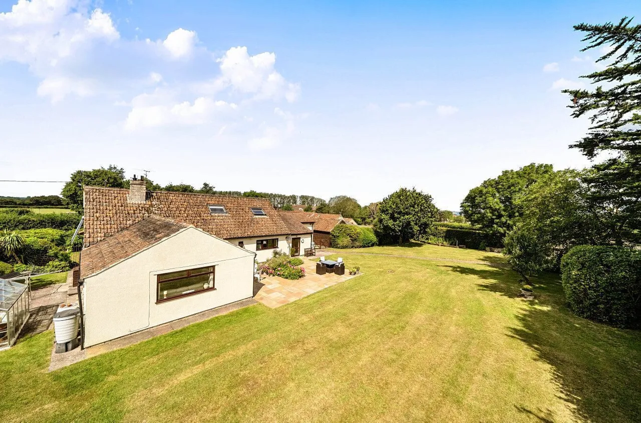 Wellsway, Blackford, BS28, photo 32