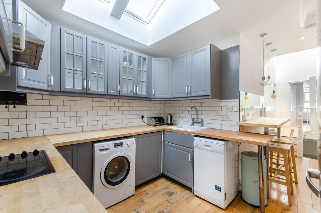 London, NW10, photo 5