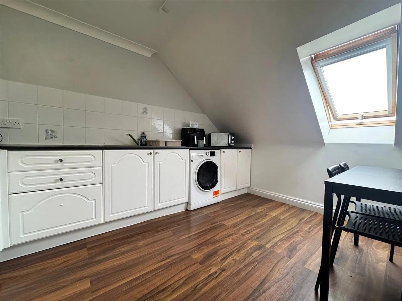Station Road, Hayling Island, PO11, photo 6