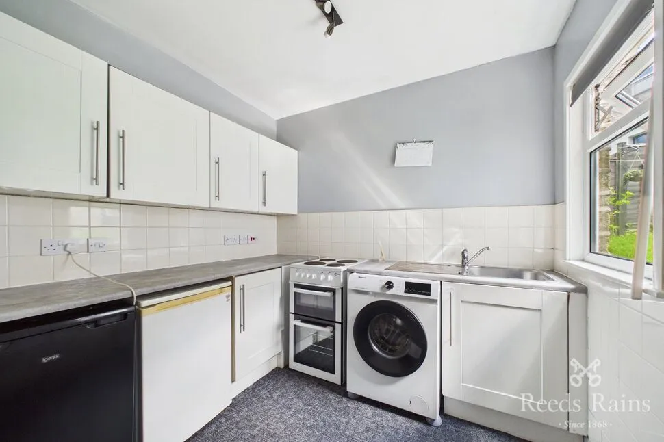 Blagden Lane, Huddersfield, HD4, photo 4