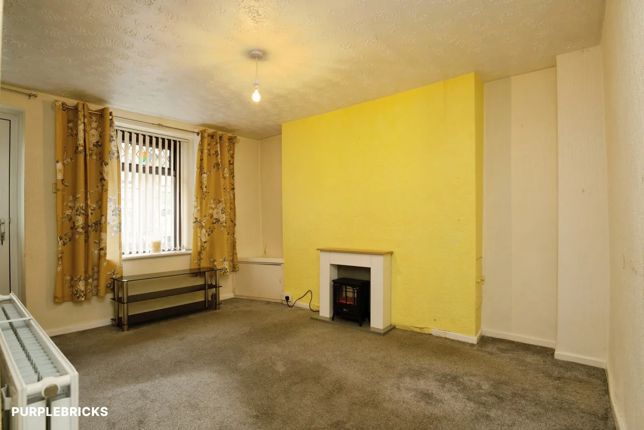 Snatchwood Road, Pontypool, NP4, photo 3