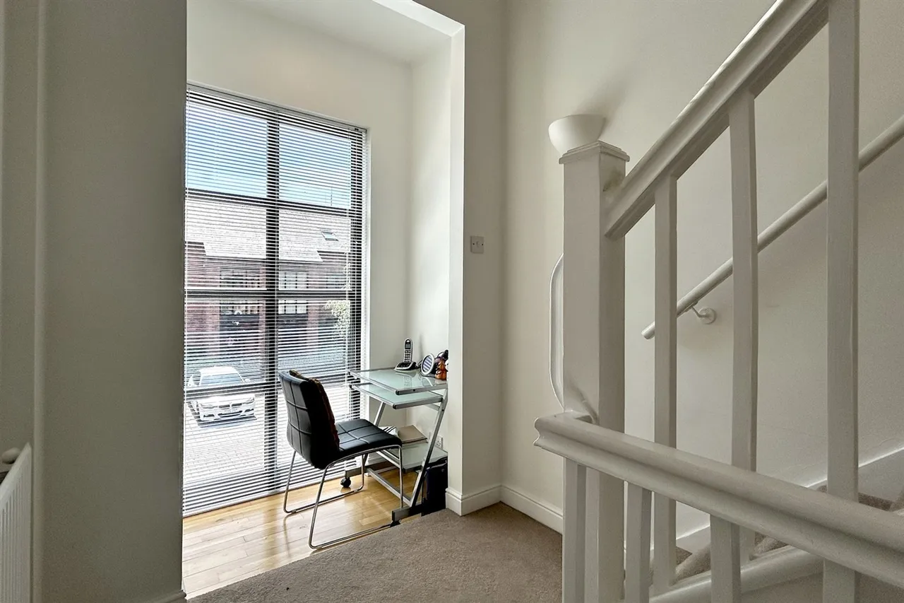 Waterford Place, Cheadle, photo 16