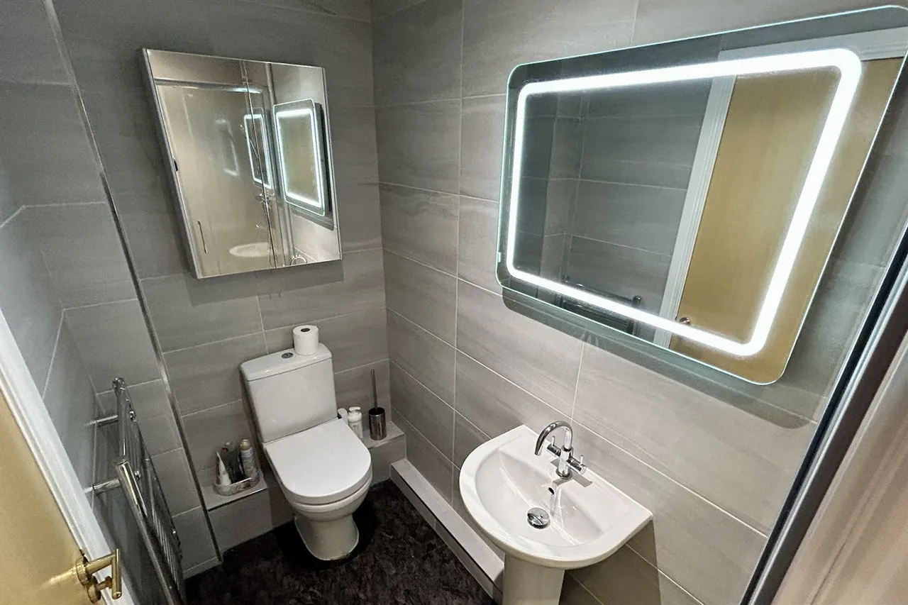 Waterford Place, Cheadle, photo 13