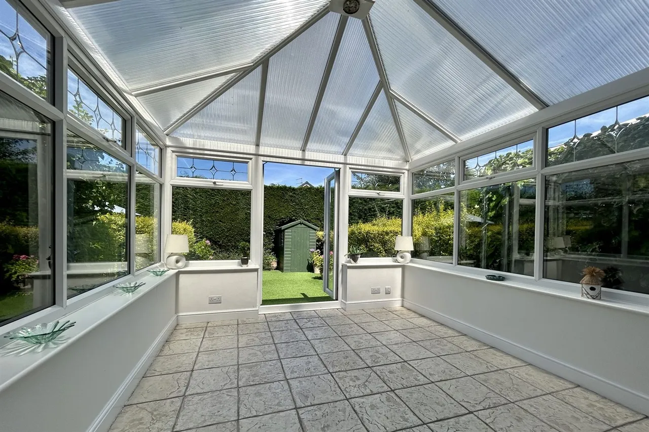 Waterford Place, Cheadle, photo 6