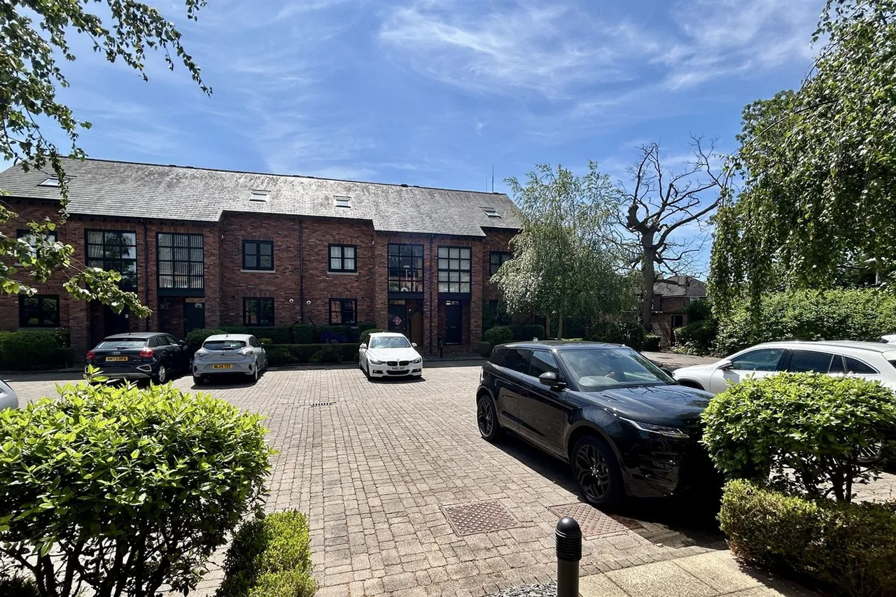 Waterford Place, Cheadle, photo 23