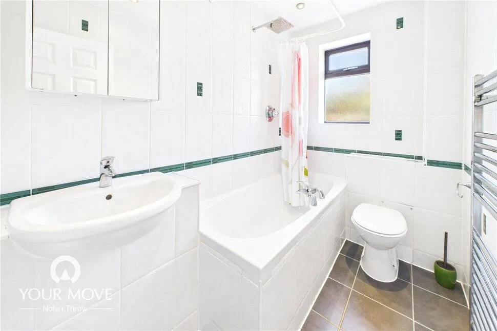 Larkwood Close, Kettering, NN16, photo 18