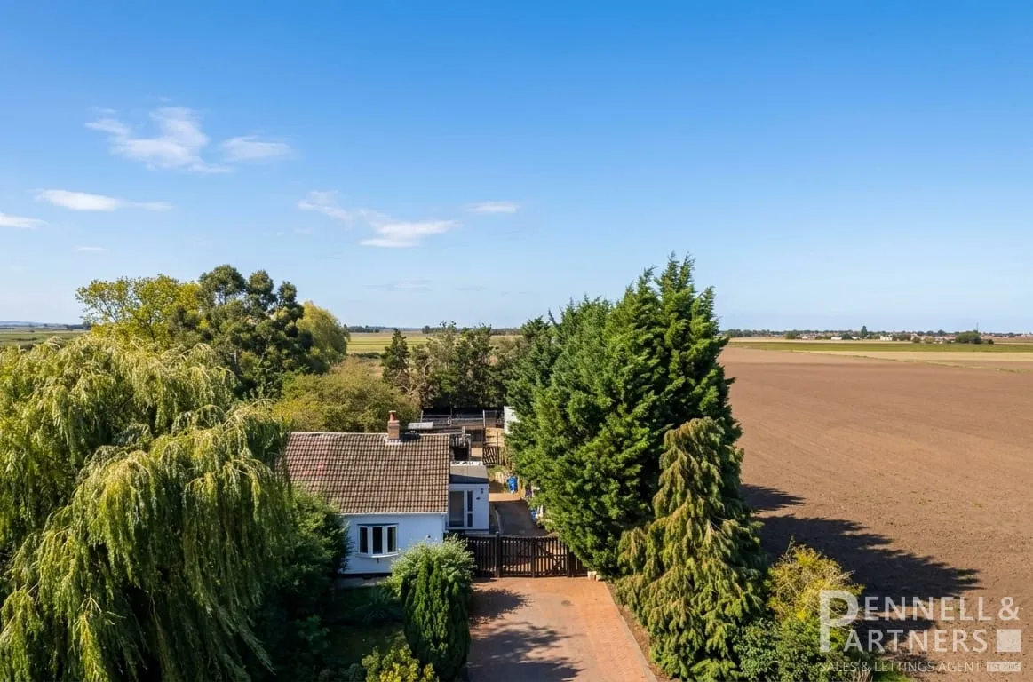2 bed house for sale, Whittlesey, Peterborough