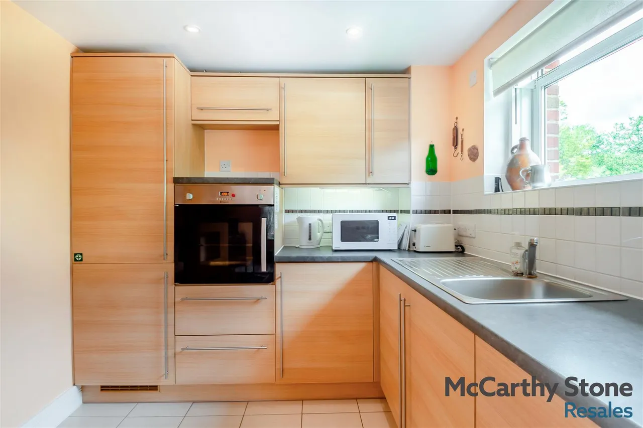 College Way, Welwyn Garden City, AL8, photo 6