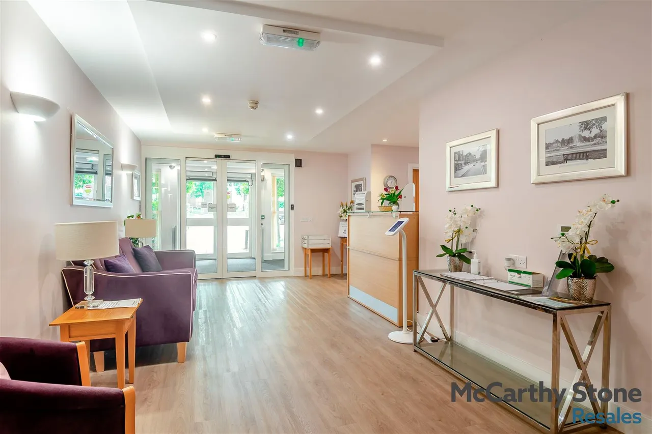 College Way, Welwyn Garden City, AL8, photo 29