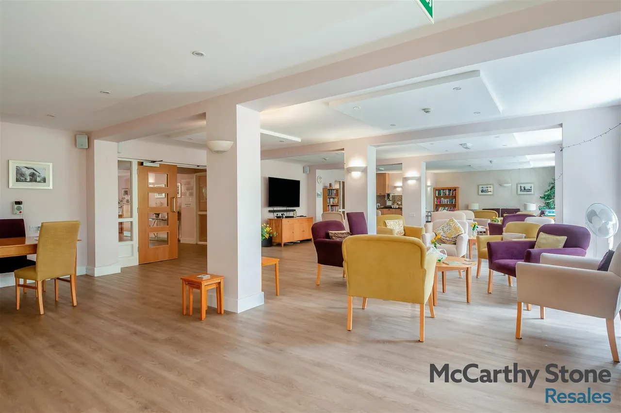 College Way, Welwyn Garden City, AL8, photo 28