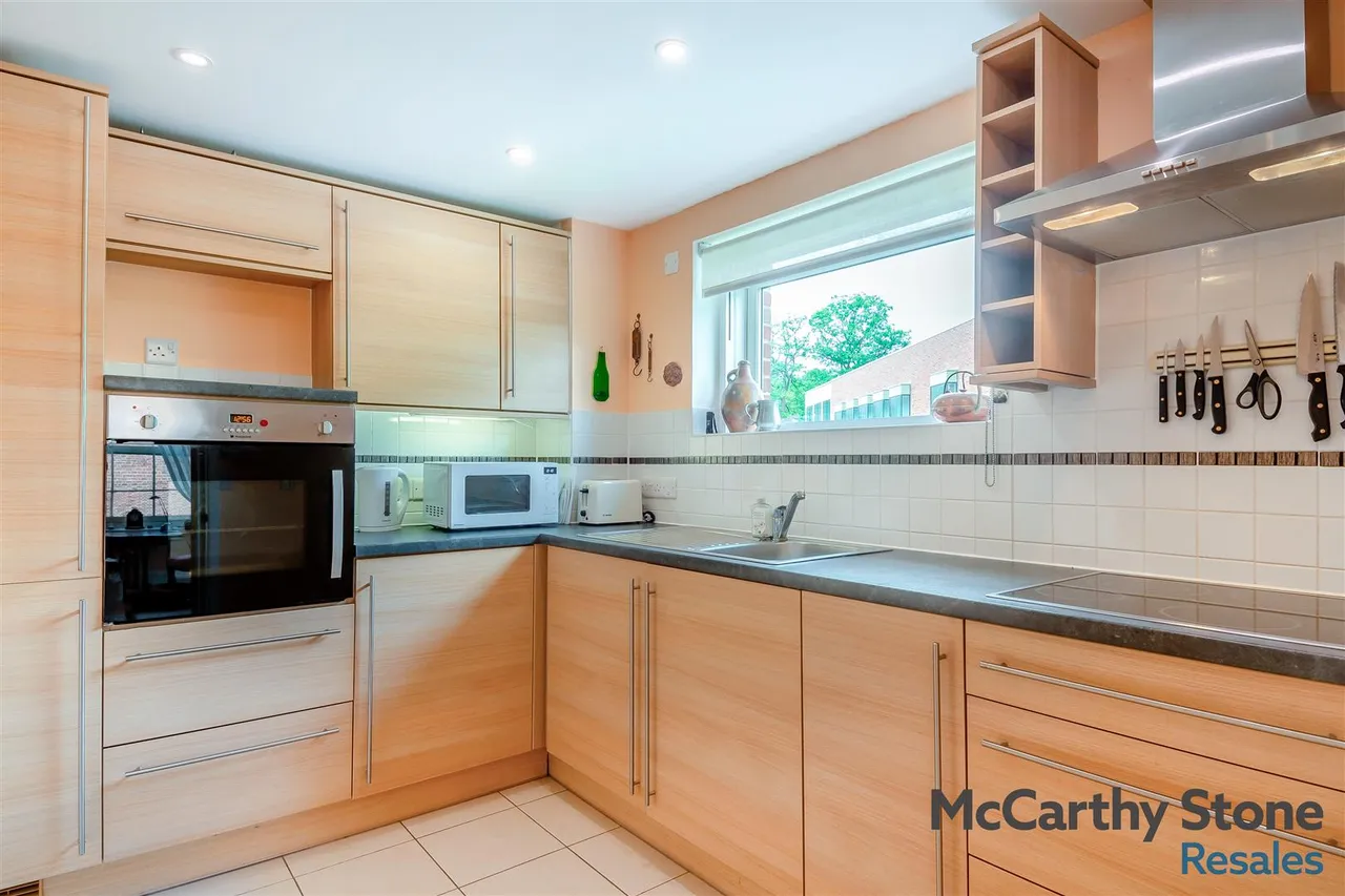 College Way, Welwyn Garden City, AL8, photo 7